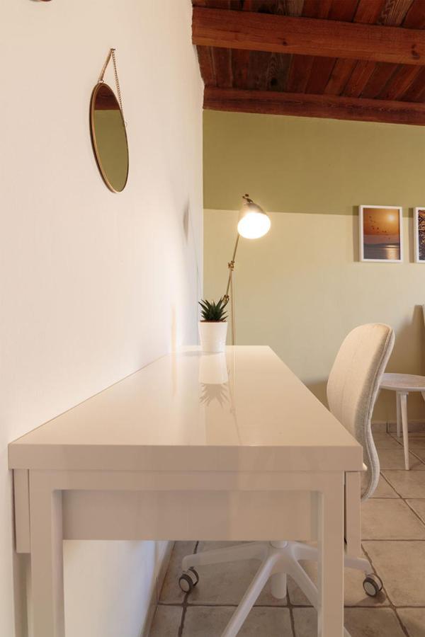 Nisha Apartment Сан Мигел де Абона Екстериор снимка